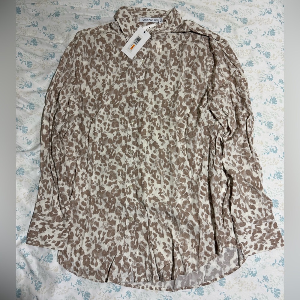 Calvin Klein Womens Button-Down Shirt - Picture 2 of 2